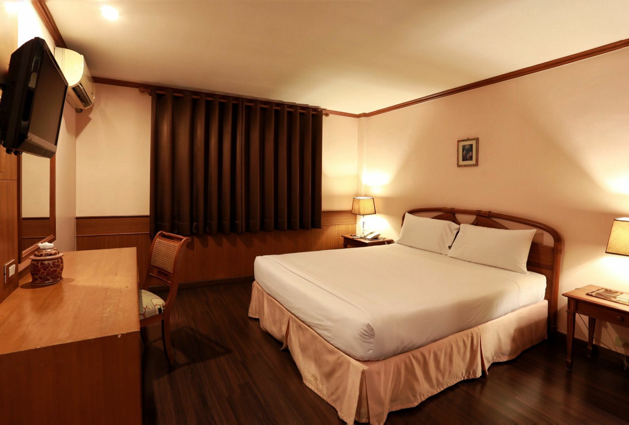 Travel Lodge Surawong (Adults Only) Bangkok Eksteriør bilde